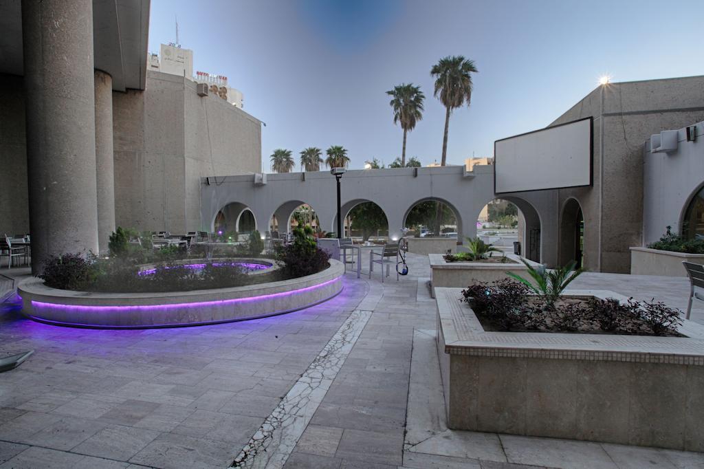 Ishtar Hotel Baghdad Exterior photo